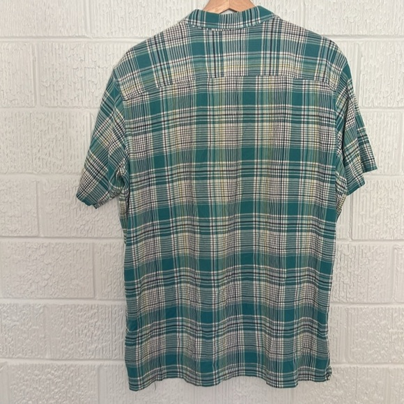 Patagonia men’s Puckerware Shirt SEERSUCKER BLEND BUTTON DOWN SIZE Large - Picture 2 of 10